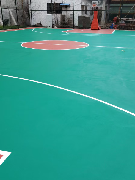 芜湖 球场长期使用易出现地面开裂
